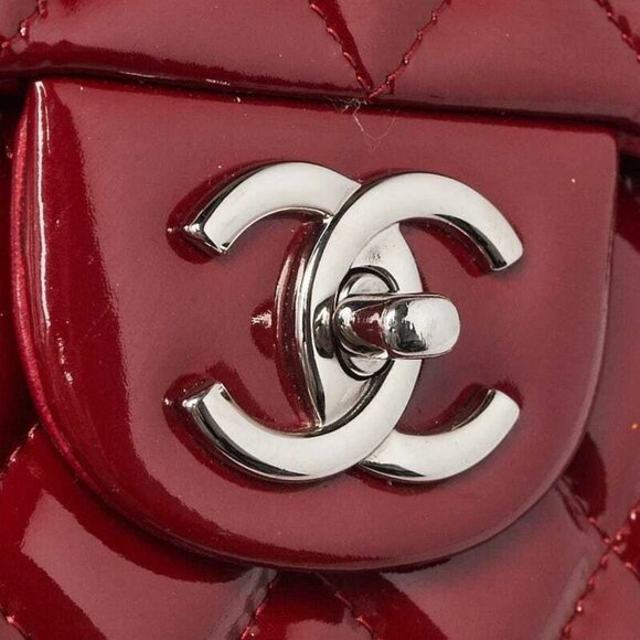 Chanel Red Quilted Patent Leather Classic Maxi Double Flap Bag - Picture 11 of 11